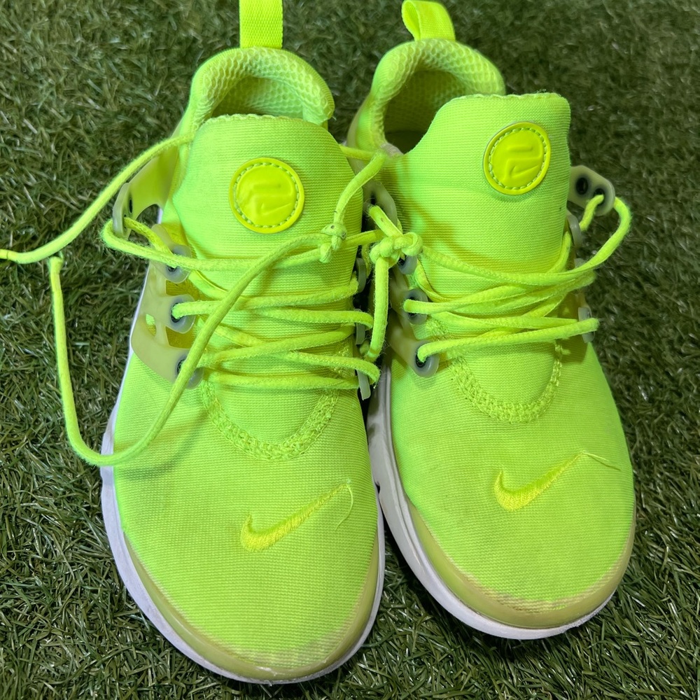Nike Presto Youth Size 3